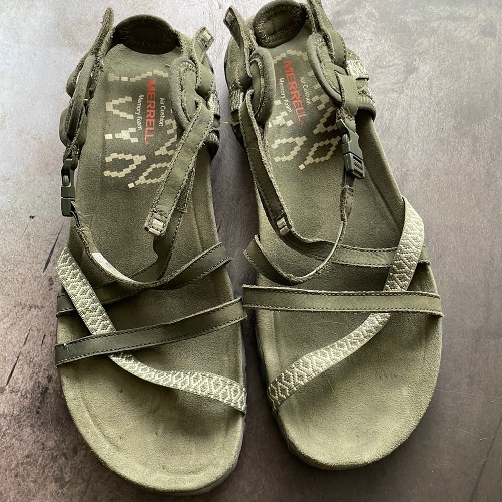 Merrell hiking sandal